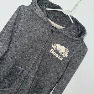 Roots Kids Heather Gray Zip-Up Hoodie with Cream Logo